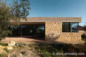 Vila Flores House / PAr Plataforma de ARquitectura