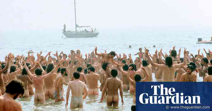 ‘All I wore was my camera strap’: David Hurn’s best photograph