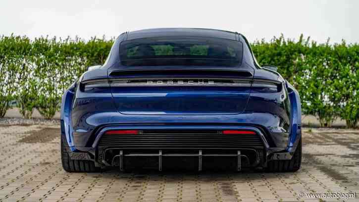 Eindelijk is deze blauwe Taycan zoals deze hoort te zijn