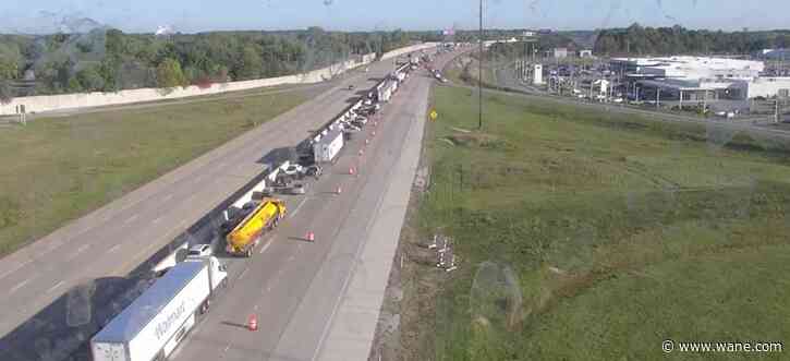 Traffic flowing again on I-69 following crash near Illinois Road exit