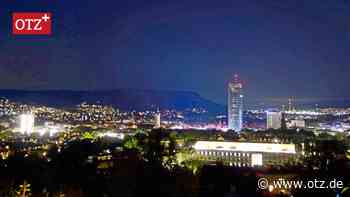 Nachtlicht einer Jenaer Uni-Baustelle erhellt Wohnraum von Anwohnern