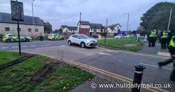 Kids 'throw stones' at police car after crash on Ings Estate