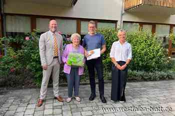 Feierstunde in Bad Holzhausen: Kurgast für 25 Jahre Treue geehrt