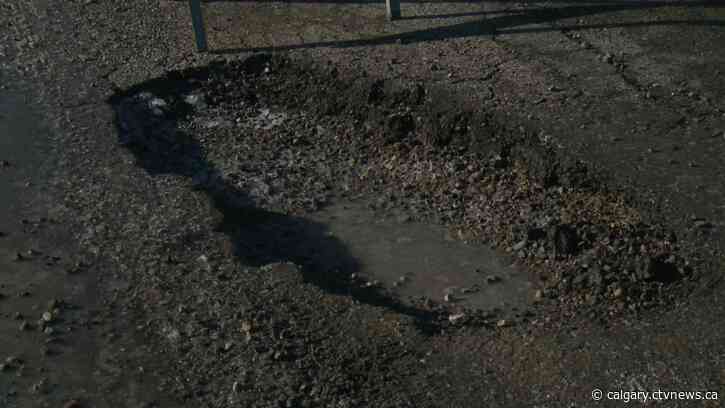 More than 25K potholes repaired in Calgary this year, city says
