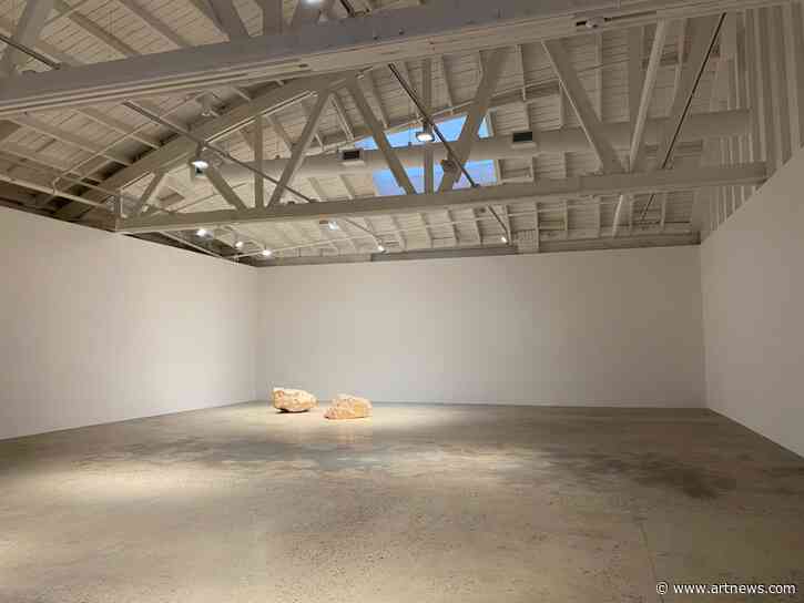 To See or Not to See, Blue-Chip Edition: The Quiet Luxury of Boring Art