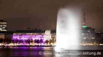 Welt-Mädchentag: In Deutschland leuchten Gebäude in Pink