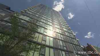 City introduces fee schedule, licensing requirements for short-term rentals in Winnipeg