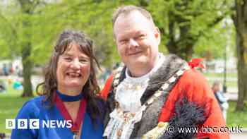 Lord Mayor steps back for three months over health concerns