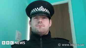 Reed Wischhusen recreates suicide attempt in court