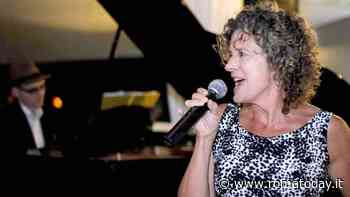 Mary Horan in concerto al Charity Café