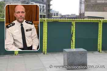 'Offensive' Free Palestine graffiti removed in Hackney