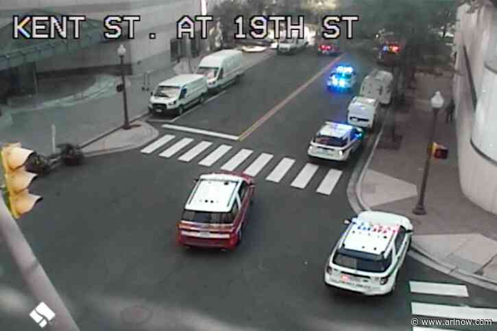 NOW: Police searching for suspect after slashing in Rosslyn