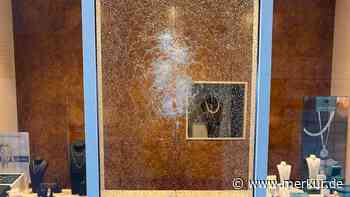 Einbrecher scheitert an Panzerglas