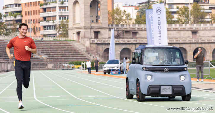 Citroën Ami e Filippo Tortu, la sfida di velocità all’Arena di Milano. Ecco chi l’ha spuntata