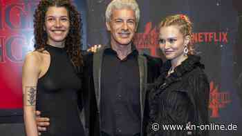 Gedeon Burkhard: WG-Leben mit zwei Partnerinnen – und seiner Mutter