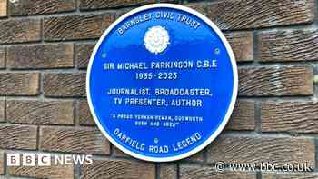 Sir Michael Parkinson: Plaque for TV legend unveiled in Barnsley