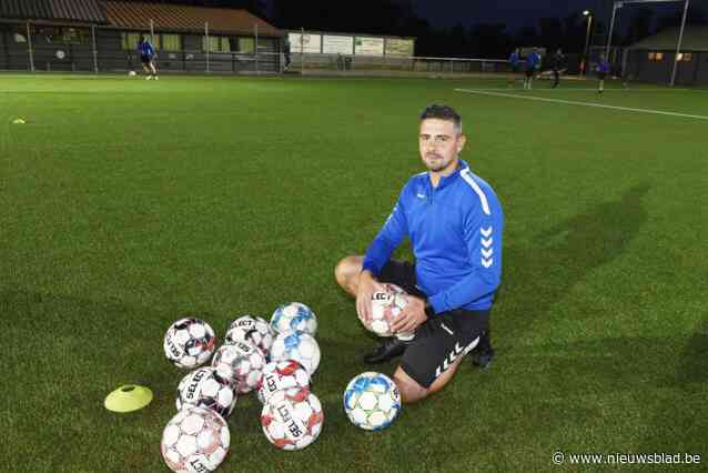 Kenny Van Hoevelen (40), het Westerlo-product en Malinwa-icoon dat van geen ophouden weet: “De dag na een match kruip ik soms op handen en knieën uit bed, maar dat is het me waard”