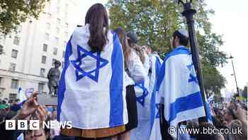 Israel-Gaza attacks: Parents scared as Jewish schools' security increases