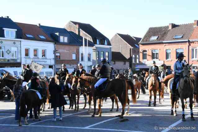 Paarden, ruiters en huisdieren vieren Sint-Hubertus