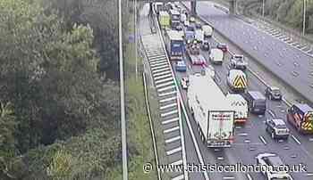 M25 shut between J27 and J28 due to 'police incident'