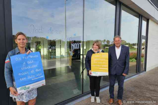 Hartverwarmende spreuken fleuren etalages op