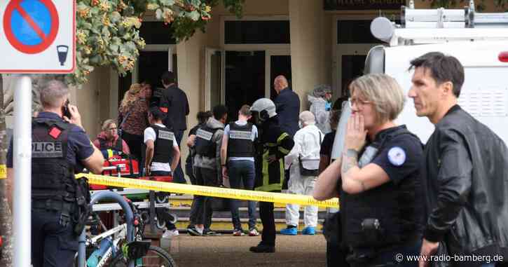 Messerangreifer in französischer Schule tötet einen Menschen