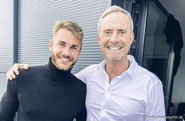 Die Revolution der Bildung: Von Schulbank zu Coaching: Wie das Bildungssystem uns nicht auf die Zukunft vorbereitet! Warum Deutschland eine Revolution braucht