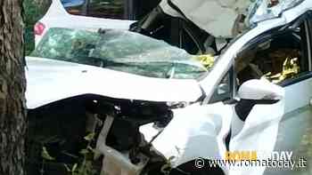 Auto contro un albero: morto un 36enne