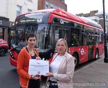 450 bus Croydon timetable change sees kids in detention for being late