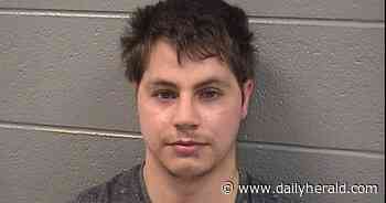 Skokie man charged with calling in bomb threats to Aurora libraries