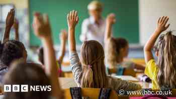 Schools in Wales not addressing grammar issues - report