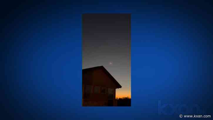 Mysterious light spotted all over Texas Friday