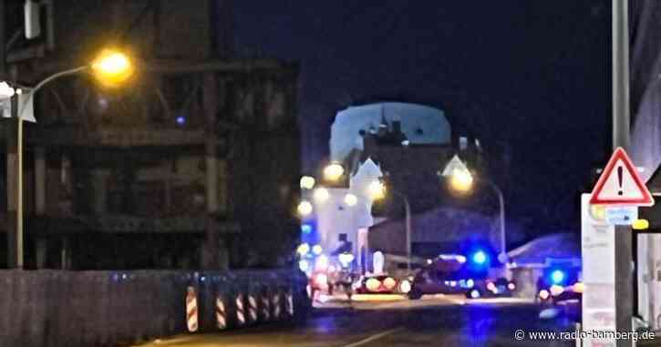 Großeinsatz für die Feuerwehr am Abend im Atrium Gelände in Bamberg.