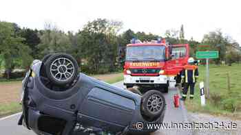 Spektakulärer Überschlag auf MÜ21 in Rattenkirchen: Junge Fahrerin übersteht leichtverletzt