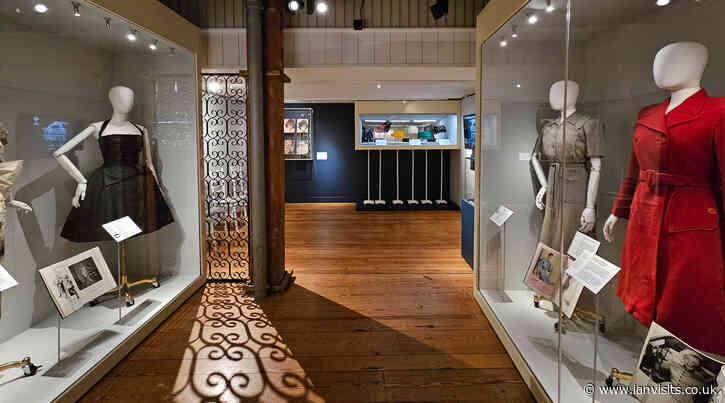 Threads of History: Exhibition uncovers the Jewish contribution to London’s fashion scene