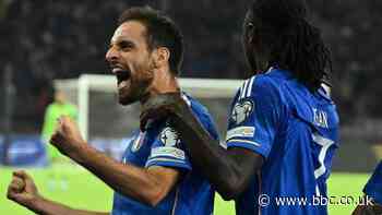 Italy 4-0 Malta: Hosts win to keep pressure on Group C leaders England