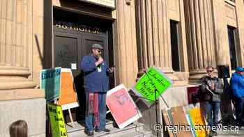 Saskatchewan Teachers' Federation holds first rally in Moose Jaw