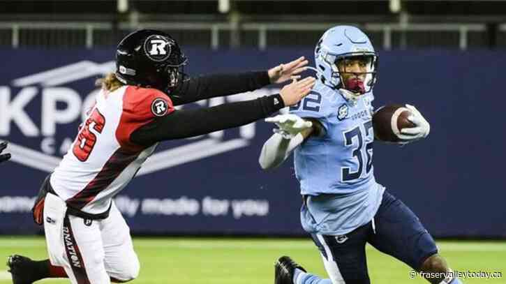 Kelly throws TD pass, scores two-point convert to rally Argos past Redblacks 40-27