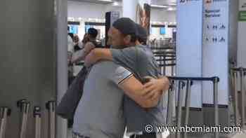 ‘It's Our Family'; Israeli Reserve Soldiers Fly From Miami to Tel Aviv to Fight in War