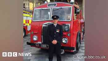 'Highly-regarded' firefighter dies in Wiltshire A-road crash