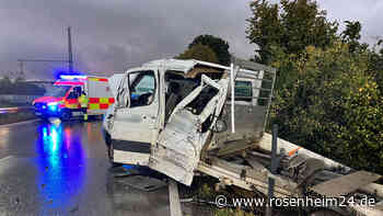 Laster kracht in Bayern gegen voll besetzten Reisebus – vier Personen werden verletzt
