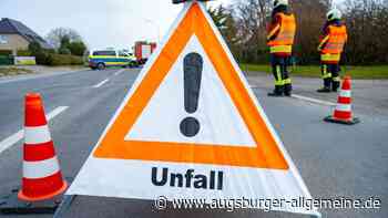 Wohnmobil kippt um – Gaffer filmen Unfallstelle