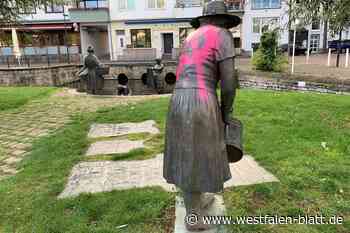 Waschfrauendenkmal im Paderquellgebiet erneut beschädigt