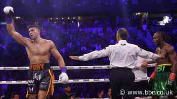 Tommy Fury beats KSI in cruiserweight contest