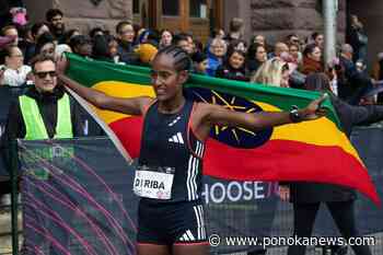 Pomerleau wins women’s Canadian marathon title, Broatch captures men’s crown