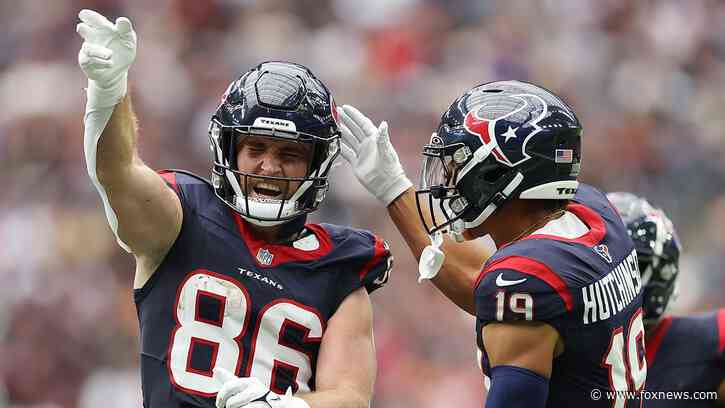 Texans hold off Saints' late surge to pick up third win of season