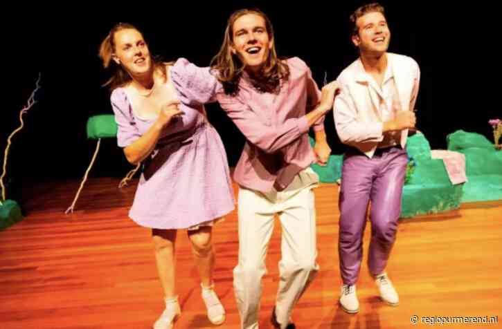 Volendamse ouders houden kinderen thuis na homoseksueel kusje in toneelstuk