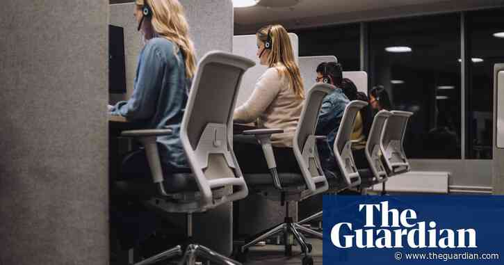 Bad management has prompted one in three UK workers to quit, survey finds