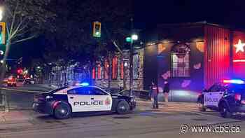 2 men in hospital after downtown Hamilton shooting on Sunday, police say