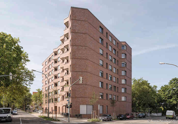 Leuchtturm in Freiburg gewinnt
 - Wohnbauten des Jahres 2023 ausgezeichnet